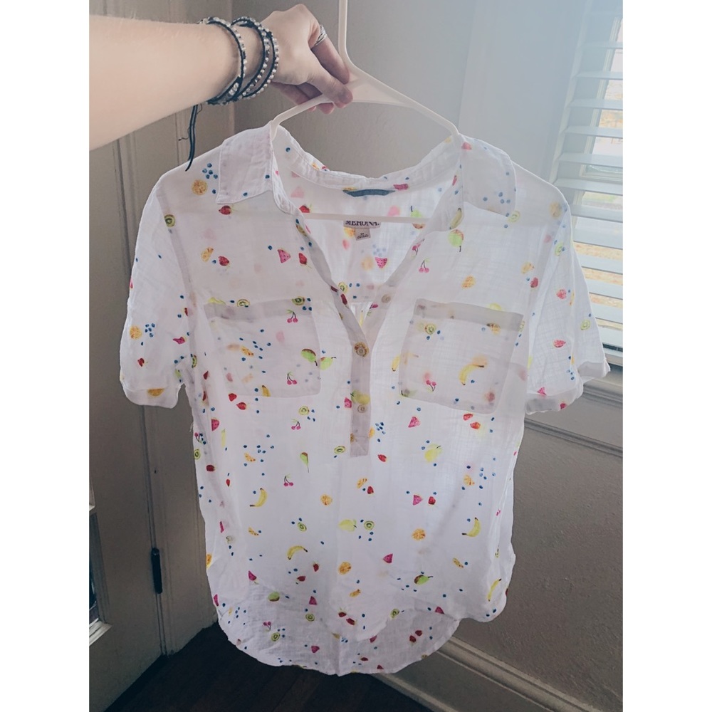 LINEN VINTAGE FRUIT BUTTON UP// SIZE M